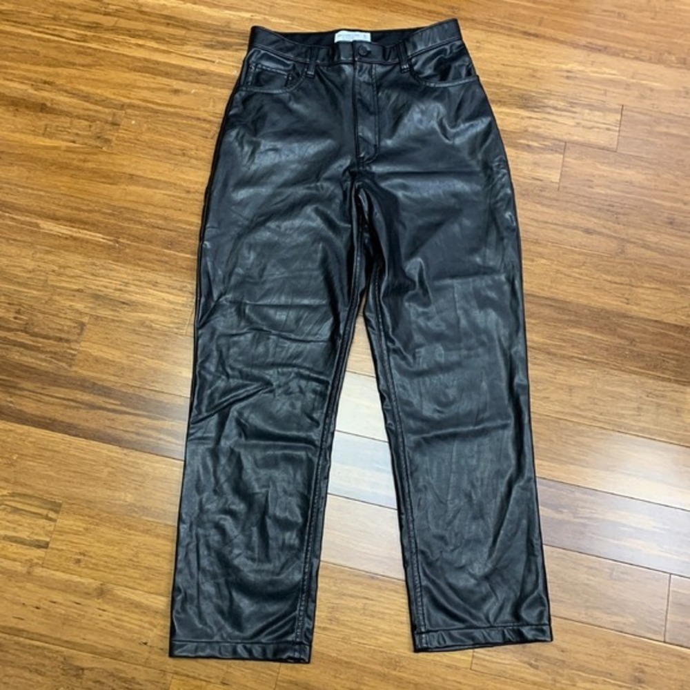Abercrombie & Fitch Faux Leather Pants Size 10 Short 90s Straight Ultra High Ris